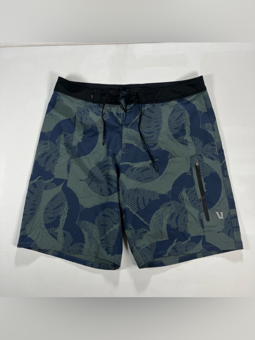 Vuori Infinity Board Shorts Mens 30 Tropical Print V383 Swim Trunks Pocket 8”